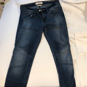 Dark wash detailed jeans